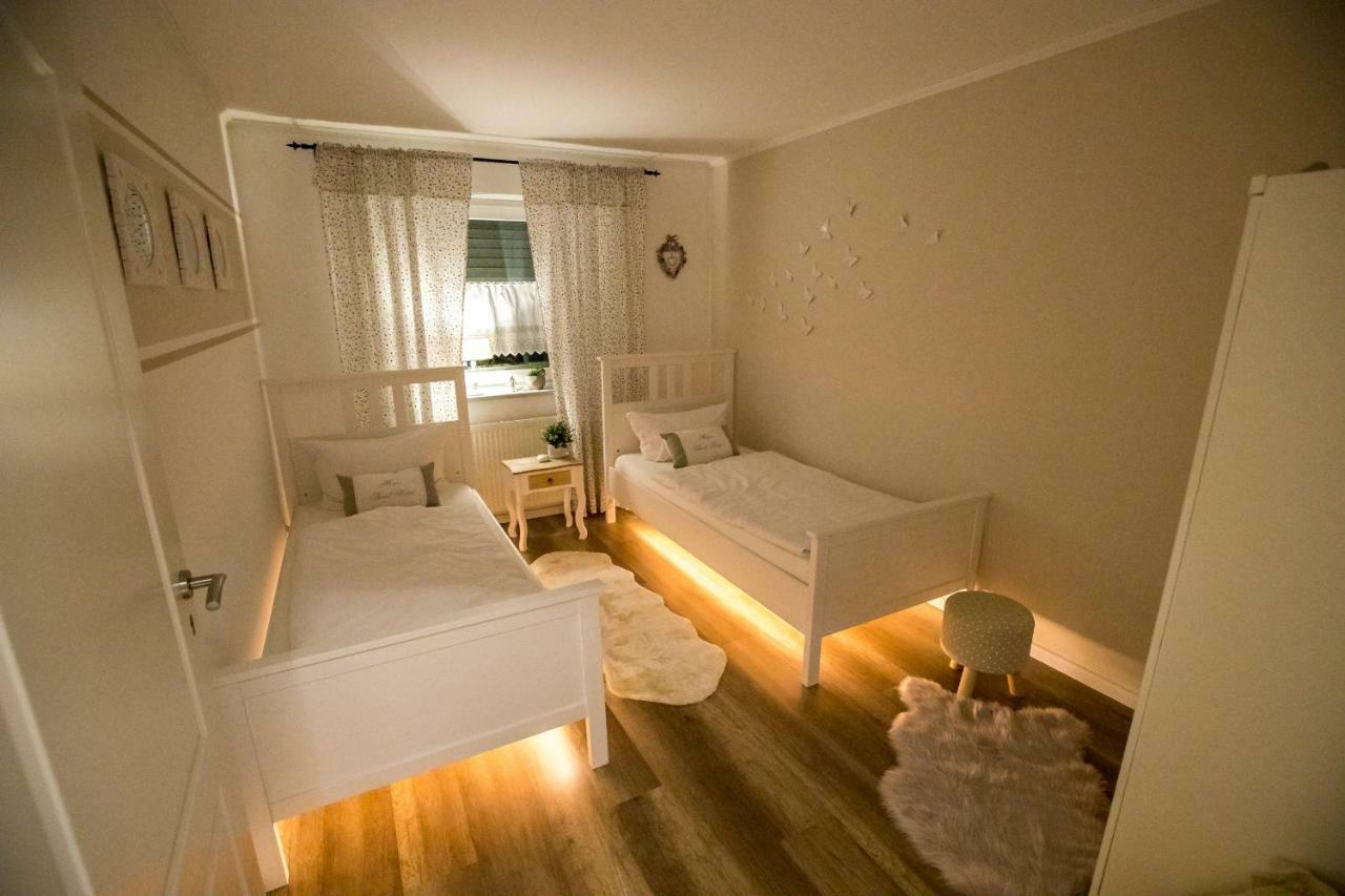 Ferienwohnung Landhaus Swisttal - In Der Naehe Phantasialand Bruehl Und Palmenparadies Therme Euskirchen Dış mekan fotoğraf